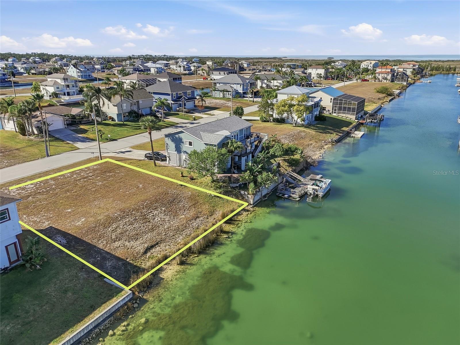 HERNANDO BEACH - Land
