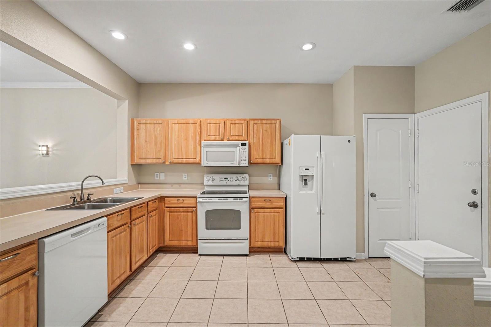 BAY CYPRESS CRK - Residential