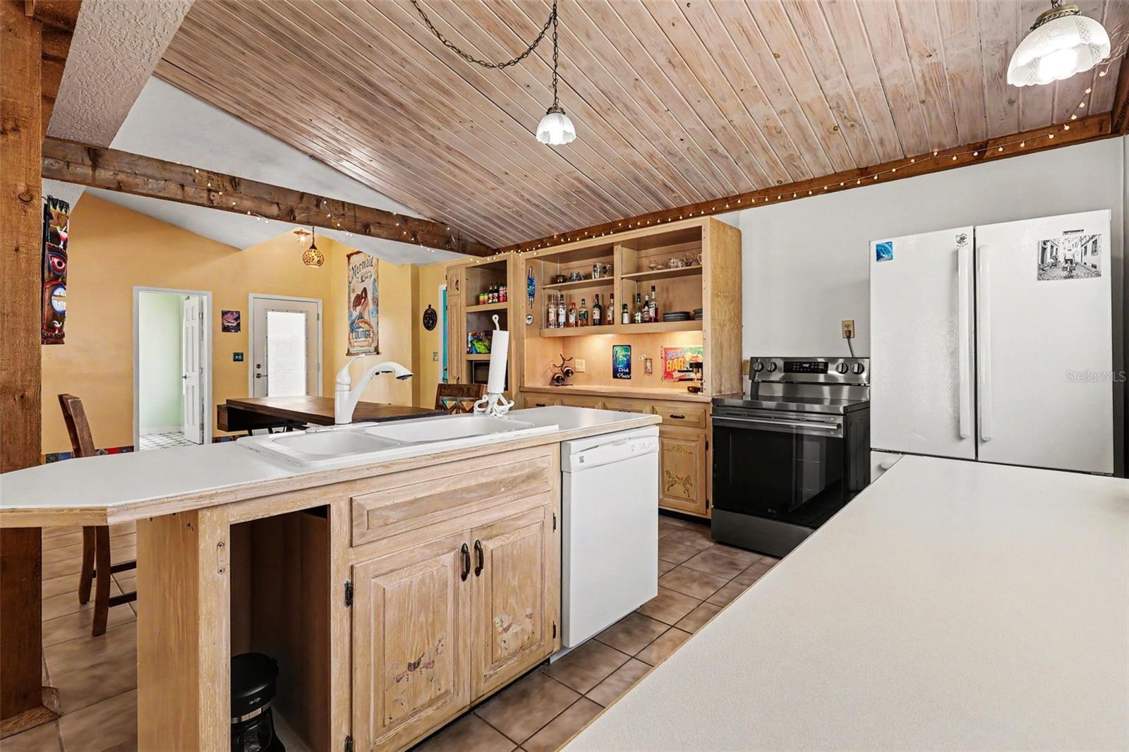 CAPE CANAVERAL BEACH GARDENS UNIT 02 - Residential