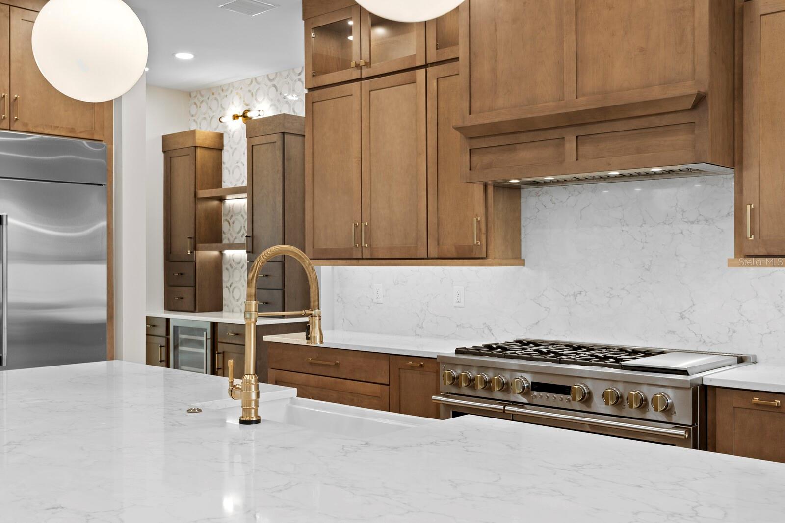 MADSEN ISLES - Residential