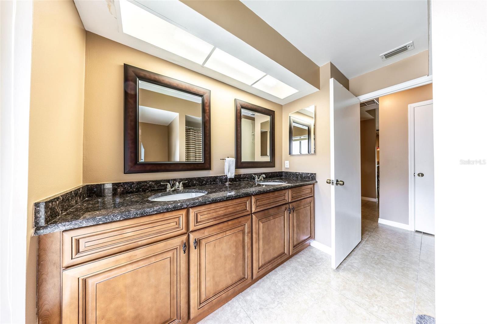 MANDARIN SEC 7 - Residential