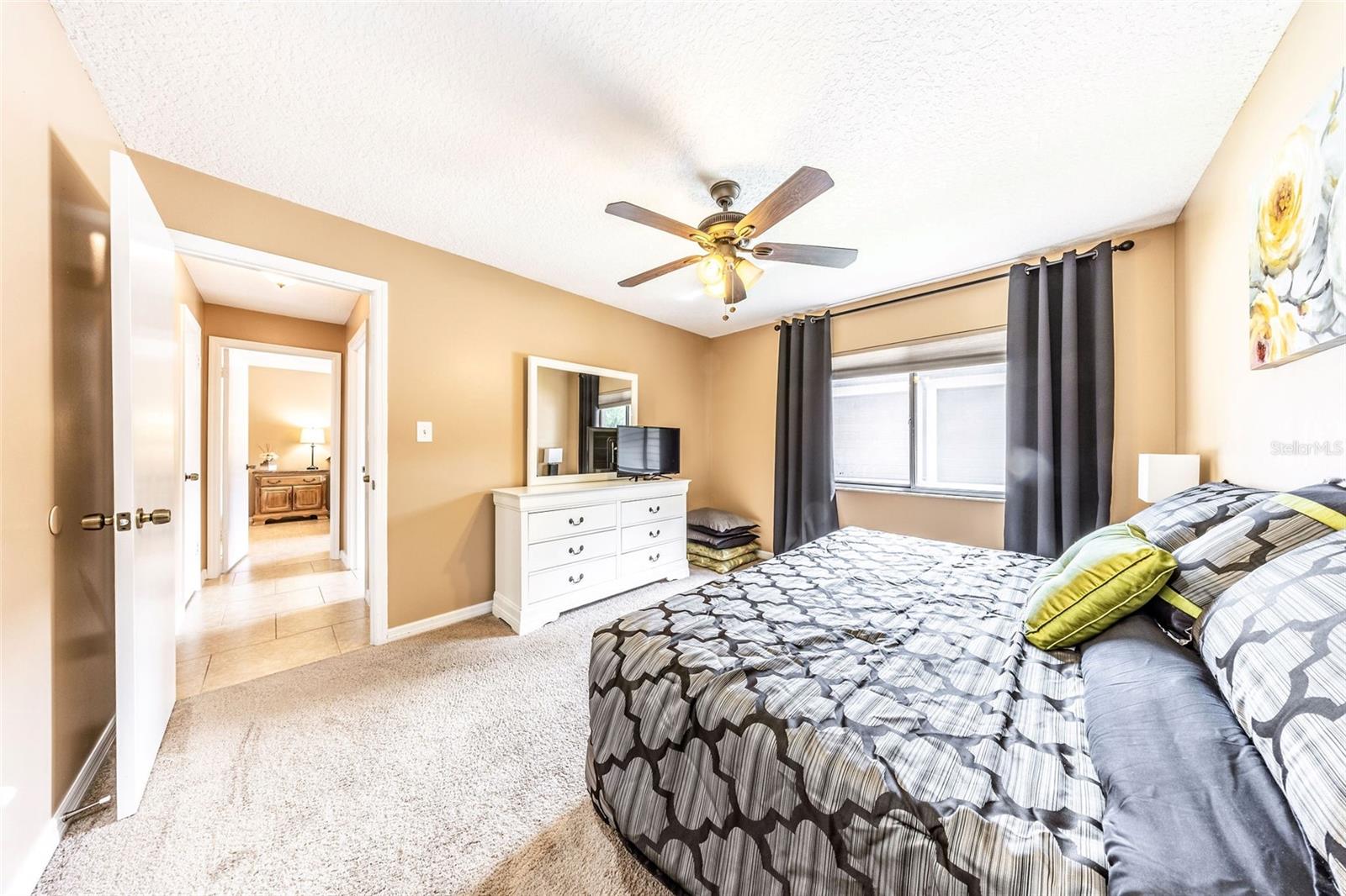 MANDARIN SEC 7 - Residential