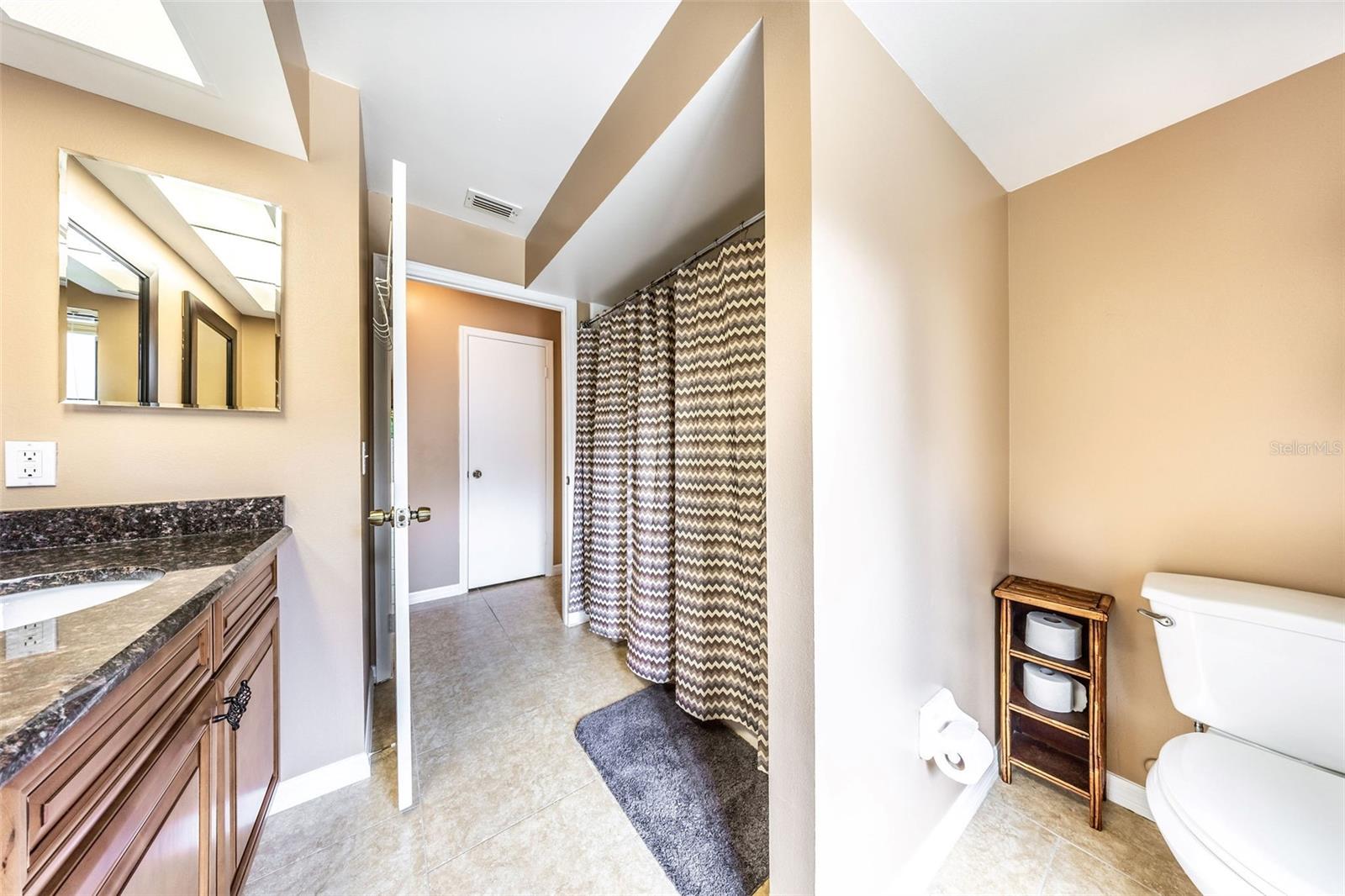 MANDARIN SEC 7 - Residential