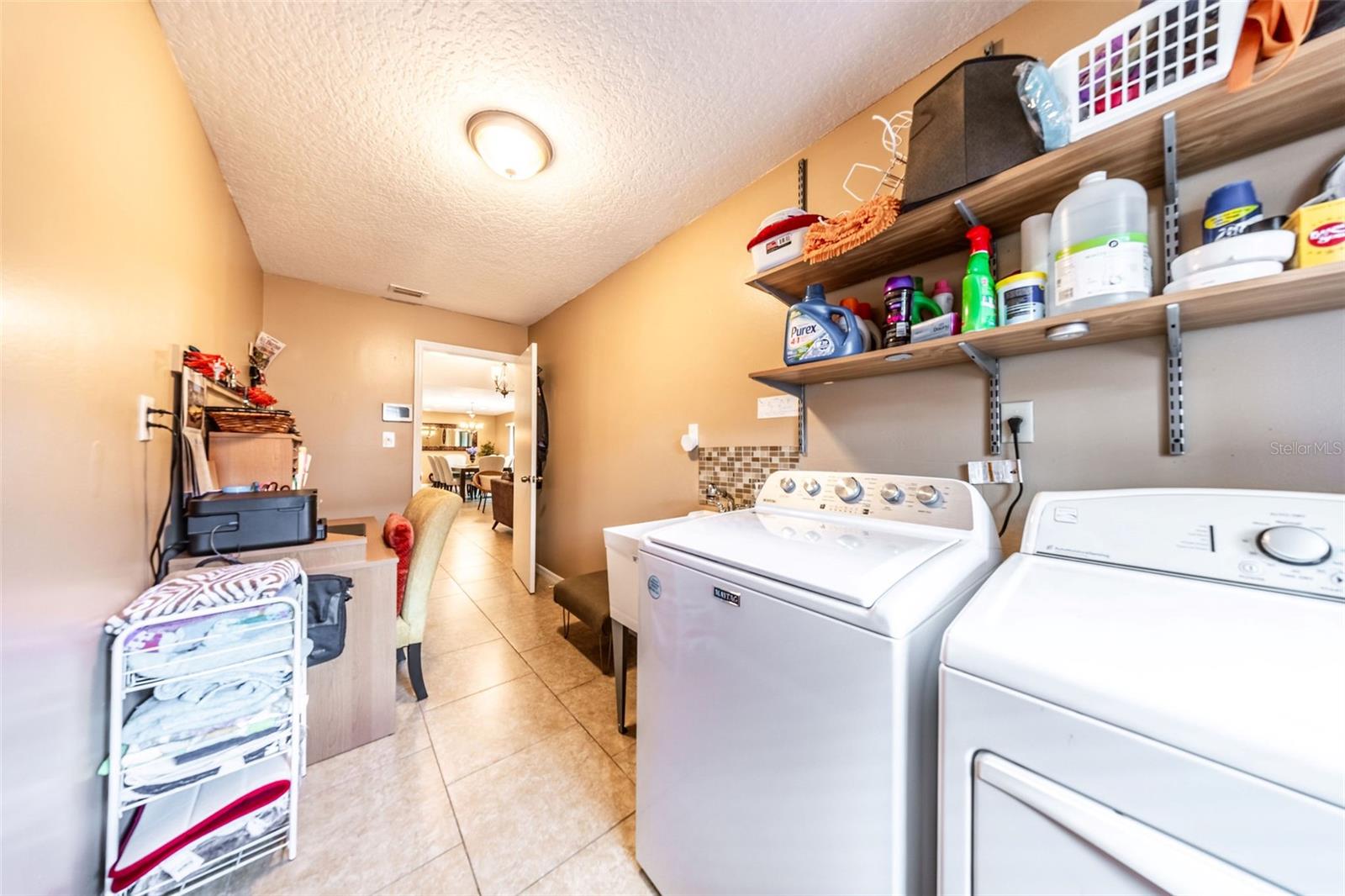 MANDARIN SEC 7 - Residential