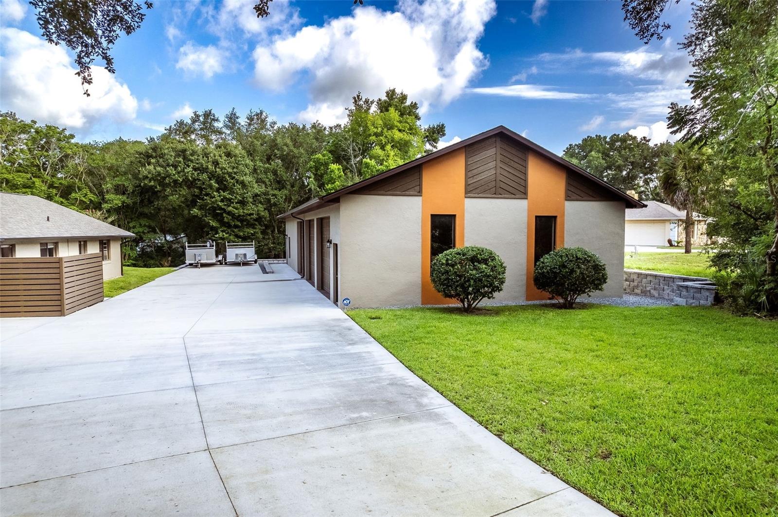 MANDARIN SEC 7 - Residential