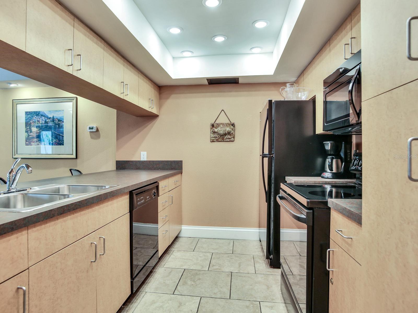 THE PINNACLE APTS A CONDO - Residential