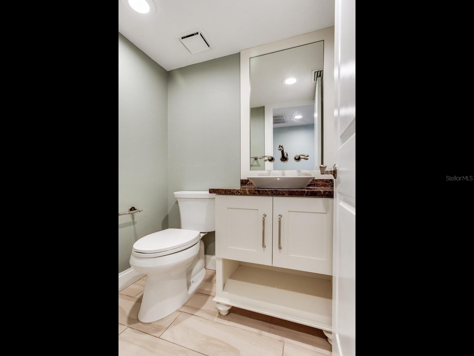THE PINNACLE APTS A CONDO - Residential