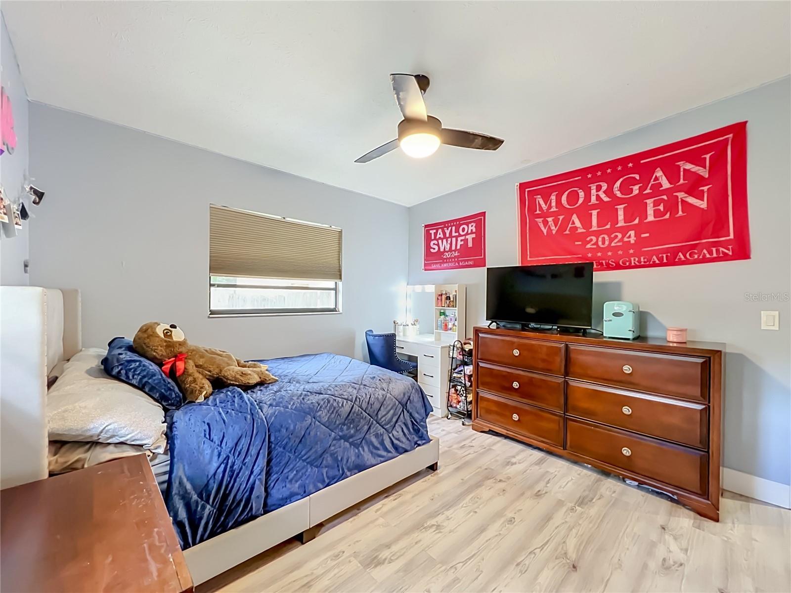 SUNLAND ESTATES - Residential