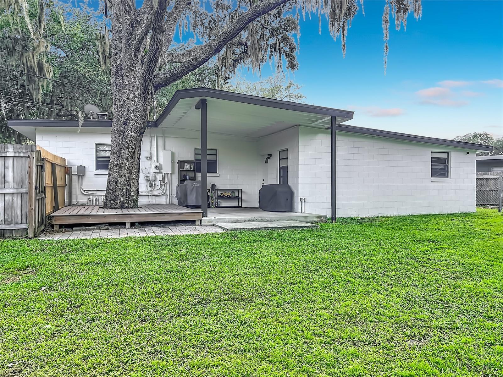 SUNLAND ESTATES - Residential