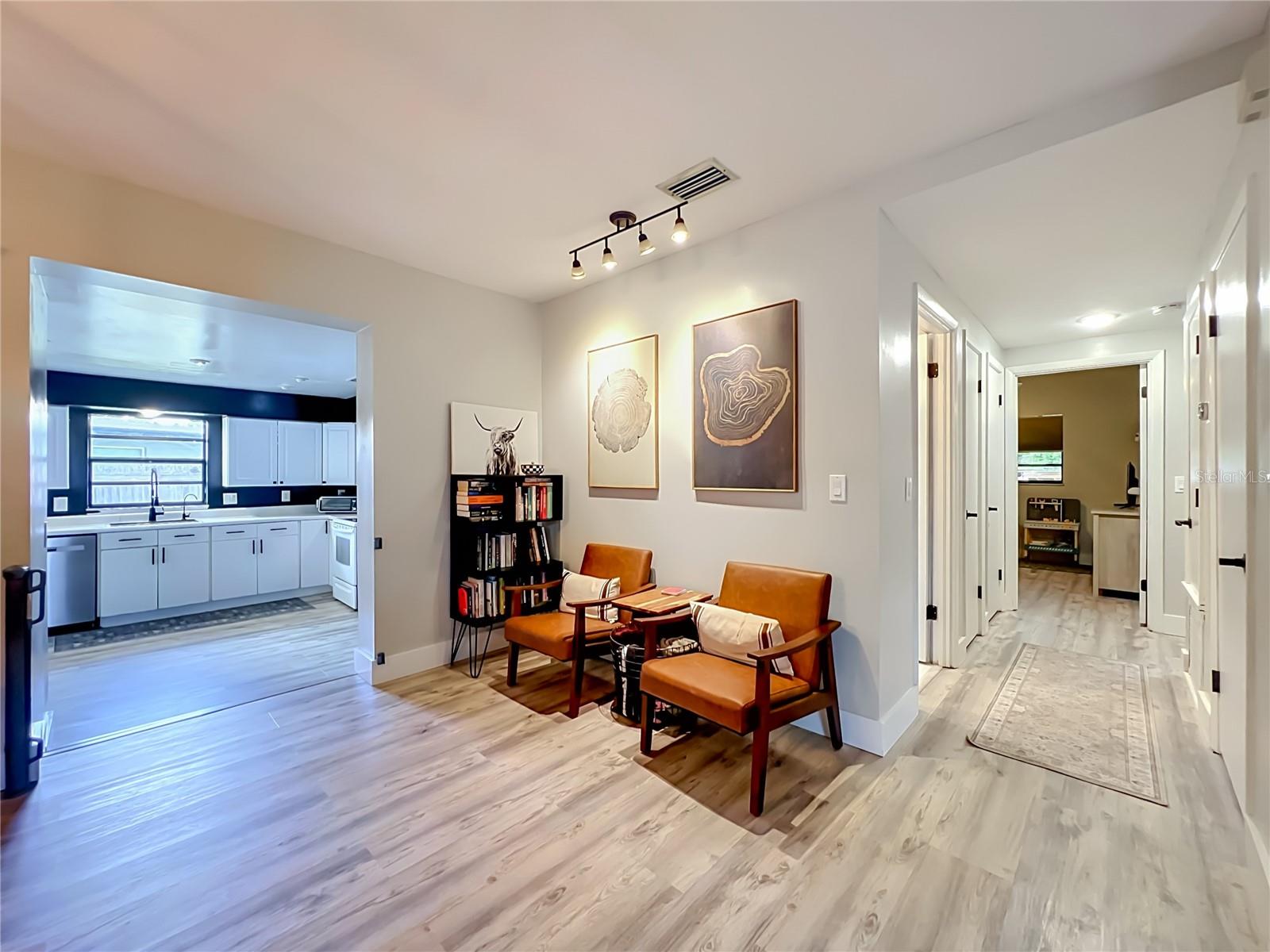 SUNLAND ESTATES - Residential