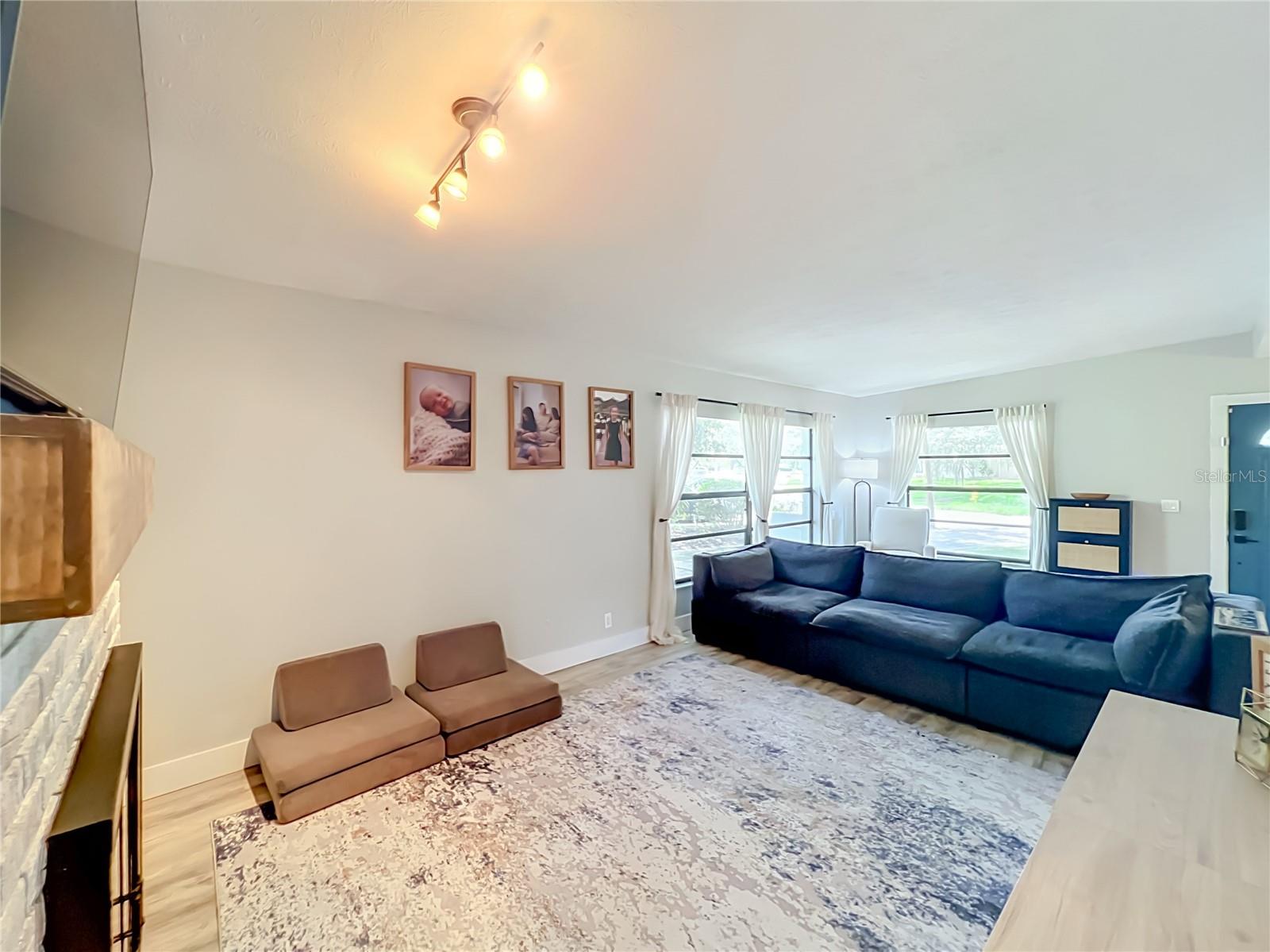 SUNLAND ESTATES - Residential