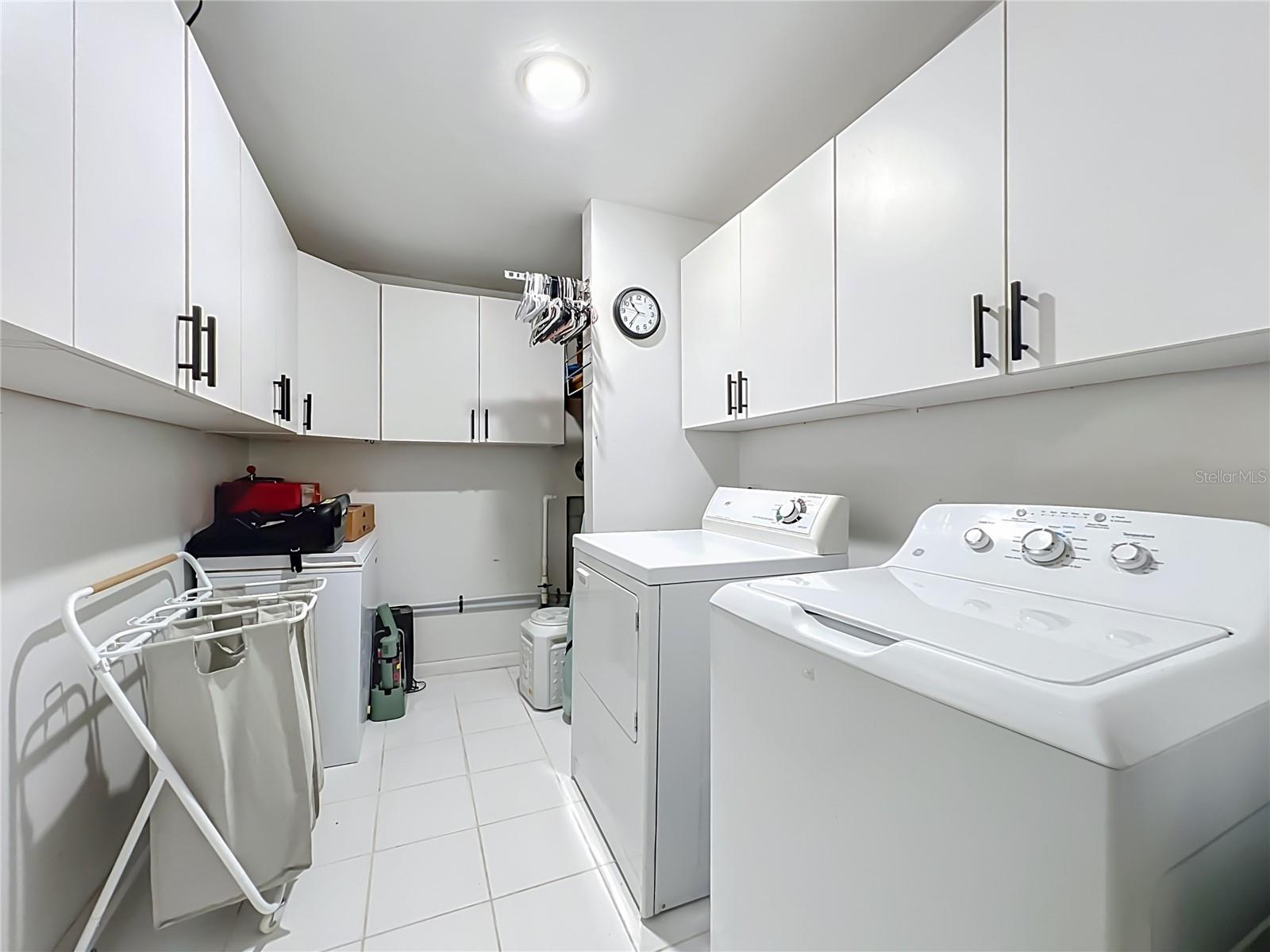 SUNLAND ESTATES - Residential
