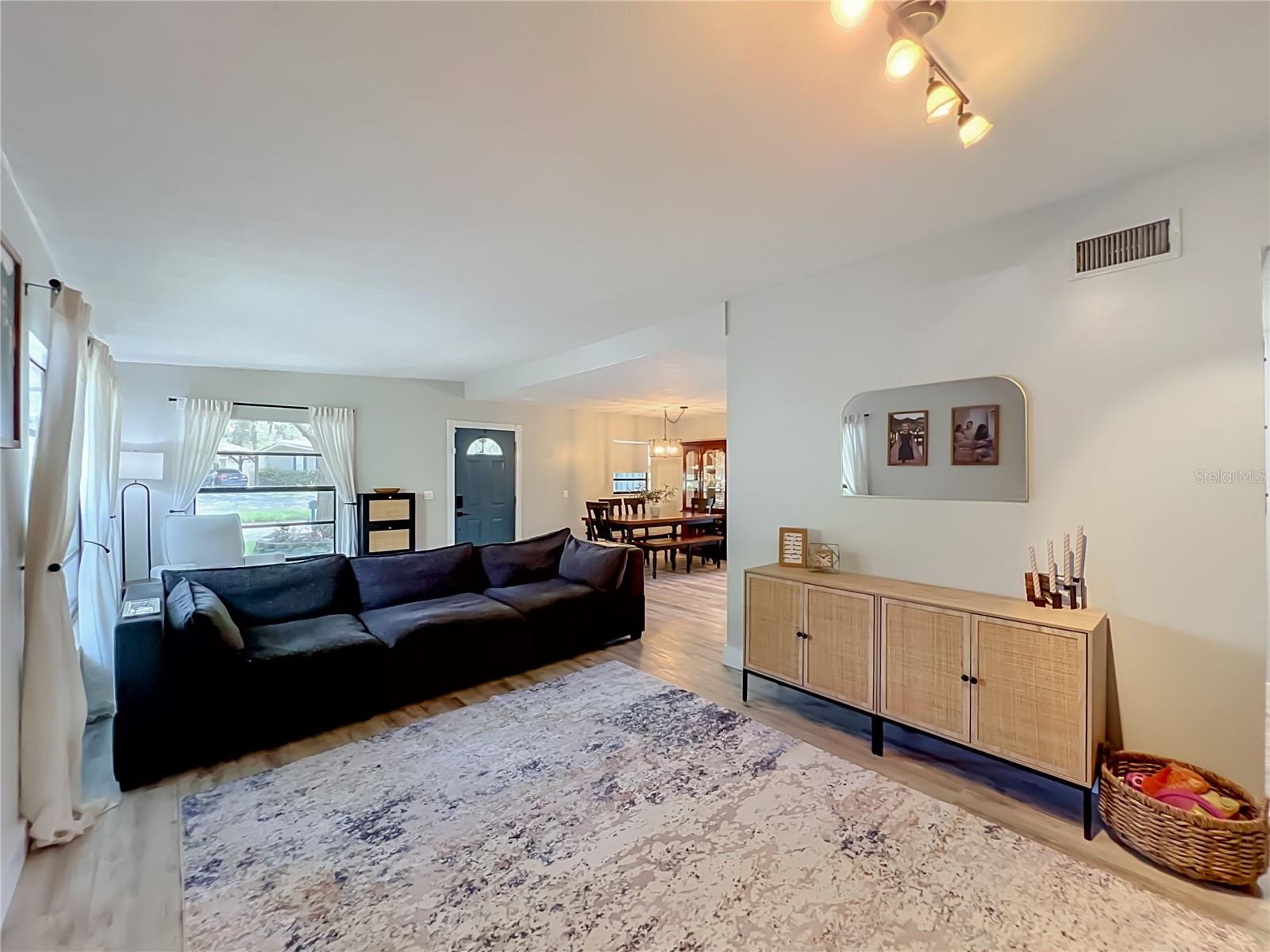 SUNLAND ESTATES - Residential
