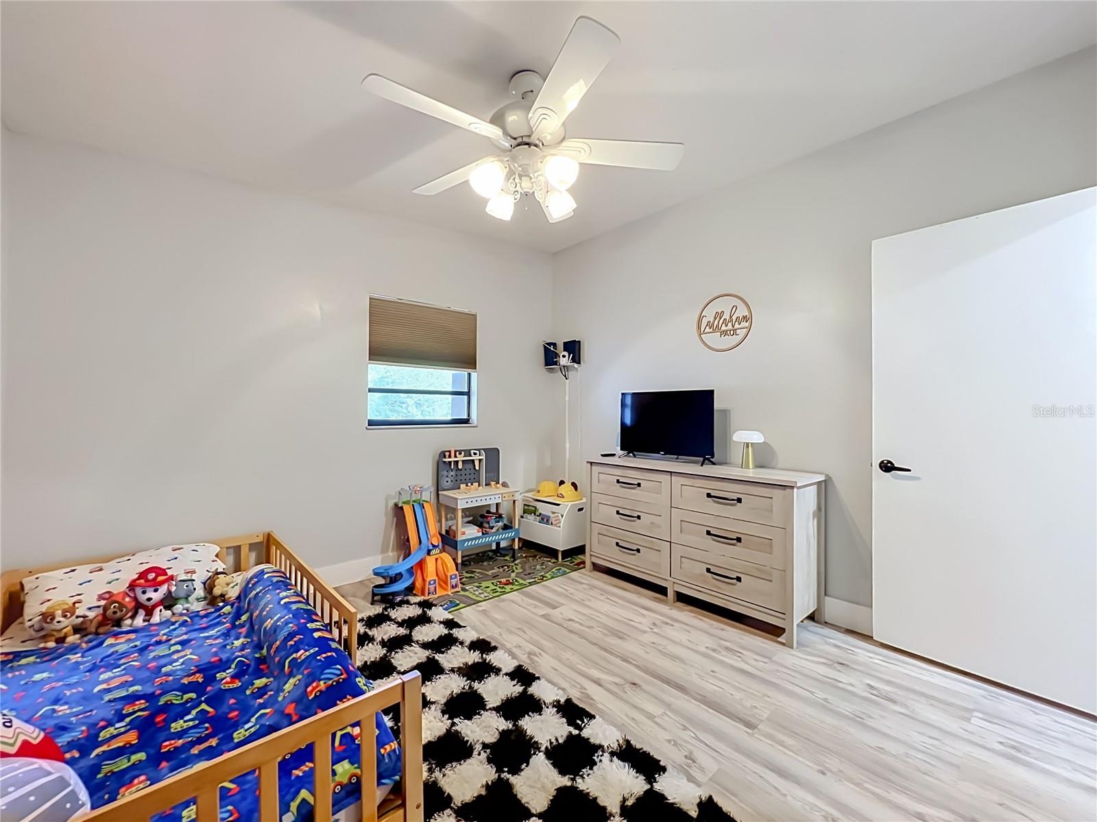 SUNLAND ESTATES - Residential