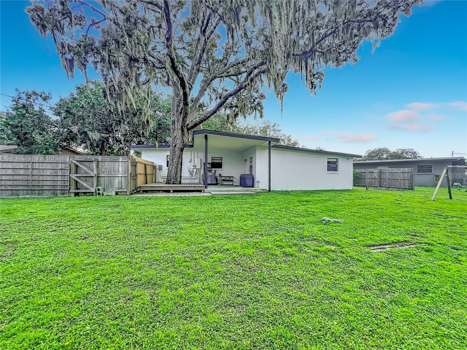 SUNLAND ESTATES - Residential
