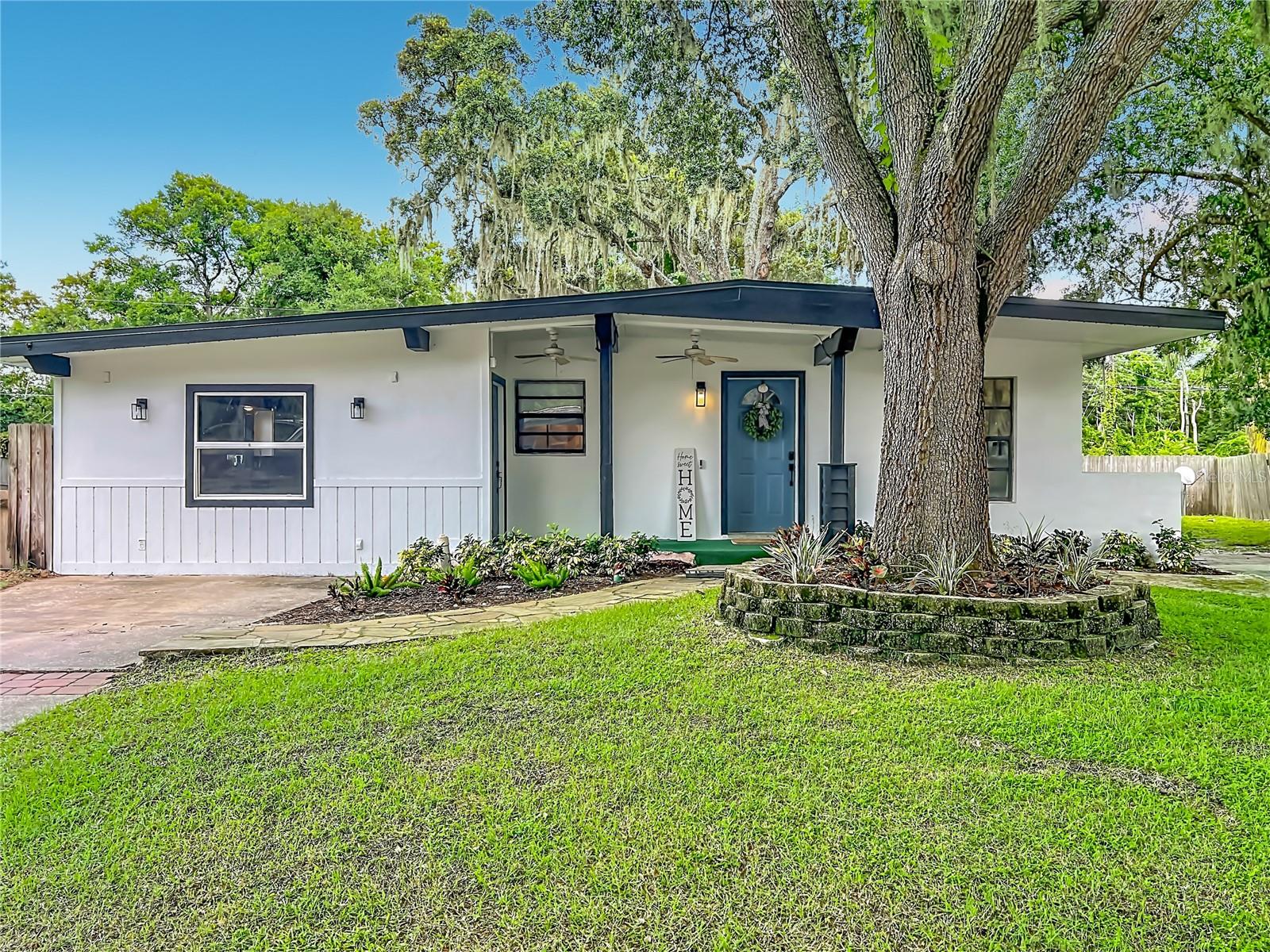 SUNLAND ESTATES - Residential