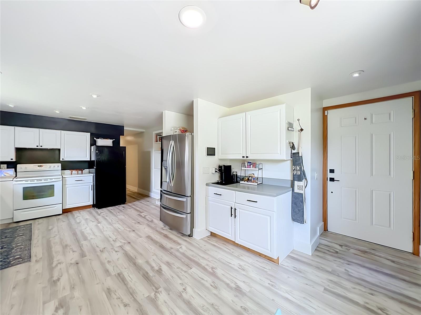 SUNLAND ESTATES - Residential