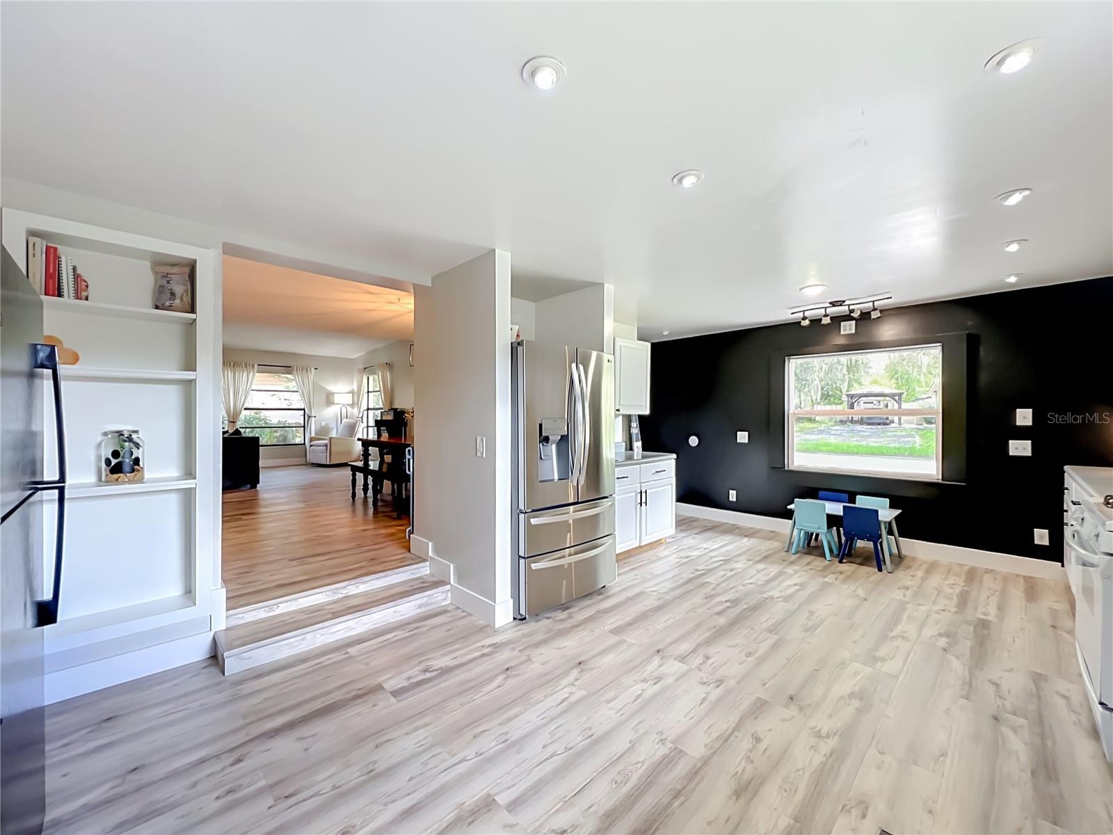 SUNLAND ESTATES - Residential