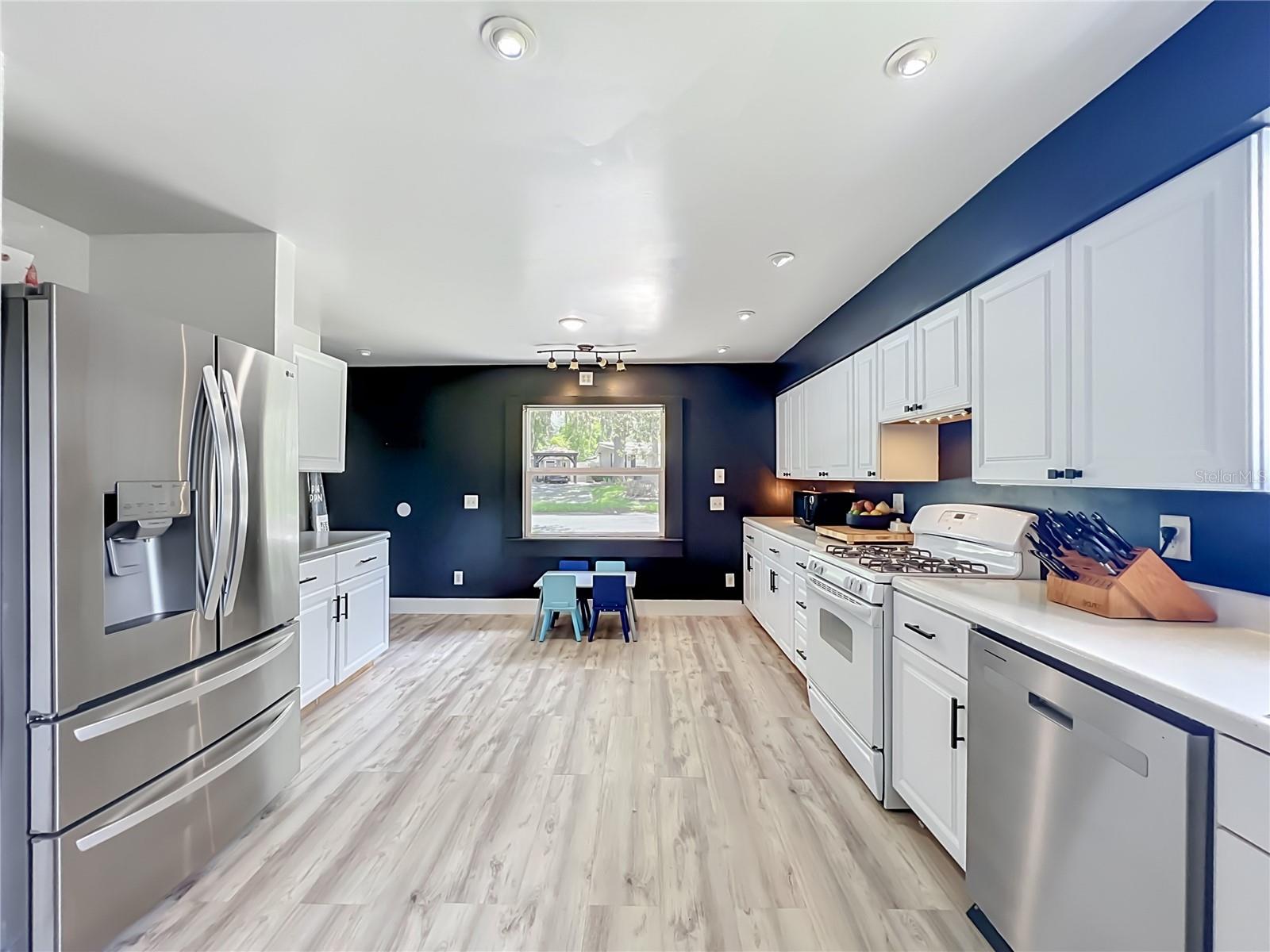 SUNLAND ESTATES - Residential