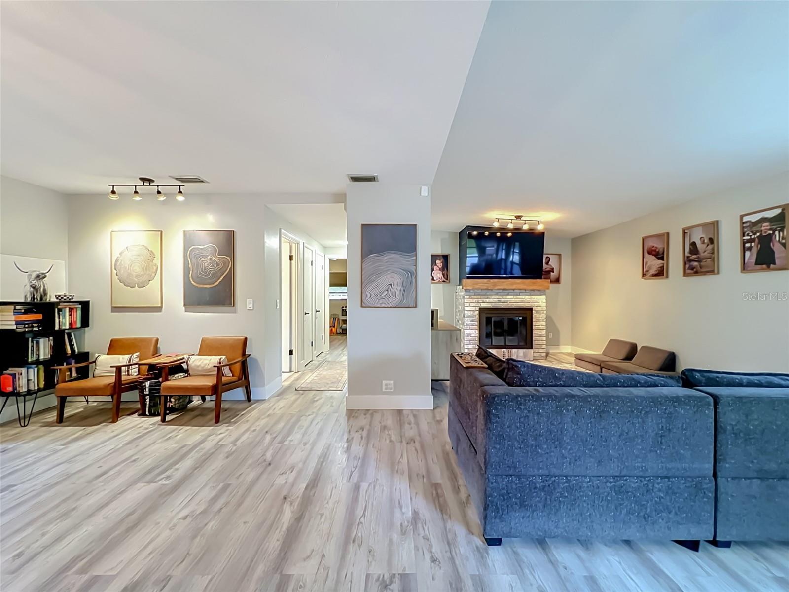SUNLAND ESTATES - Residential