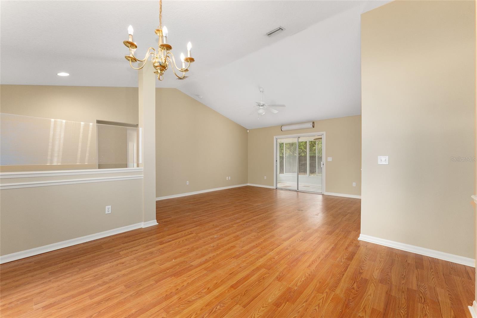MENTONE CLUSTER PH 6 - Residential
