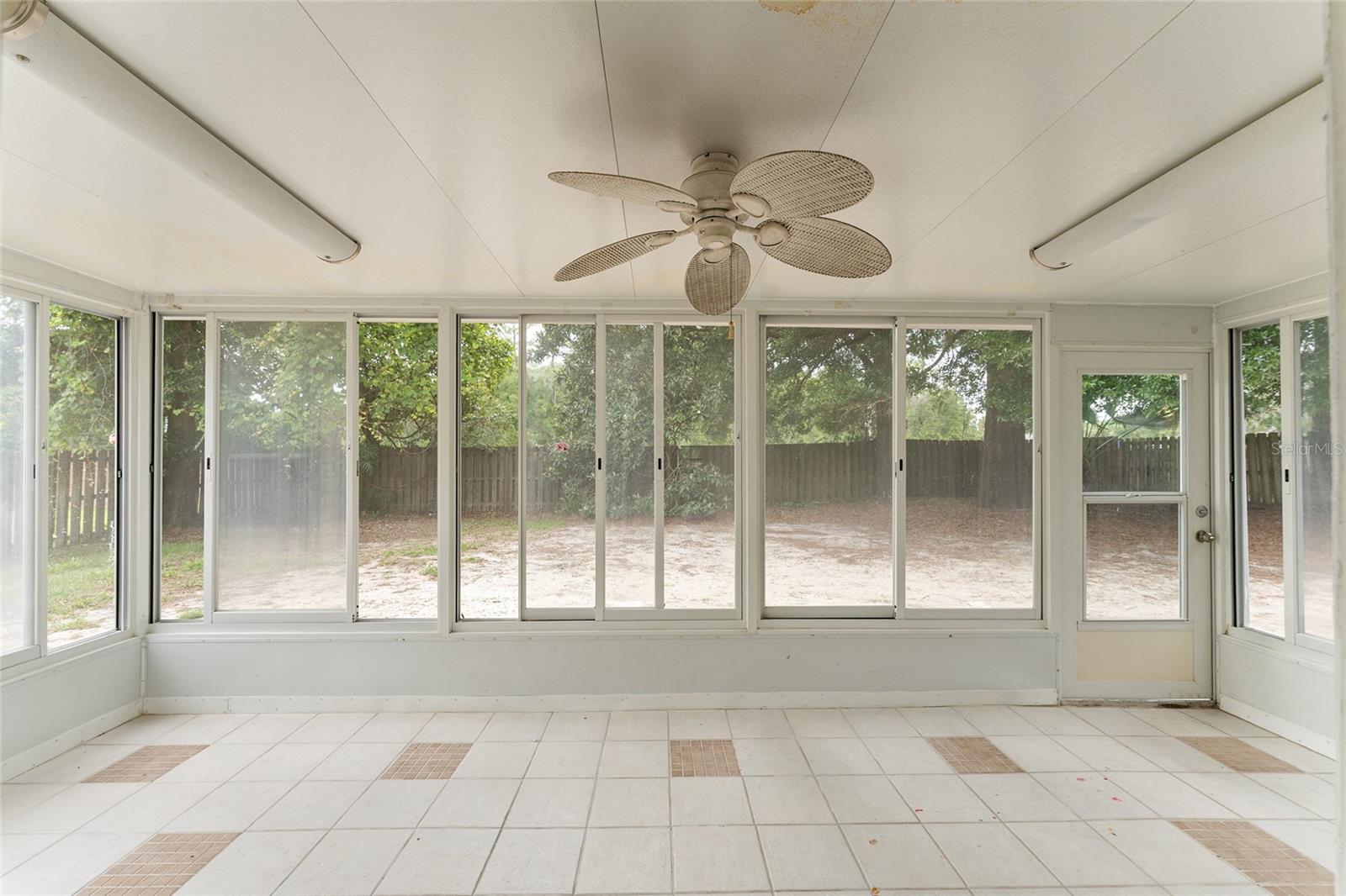 MENTONE CLUSTER PH 6 - Residential