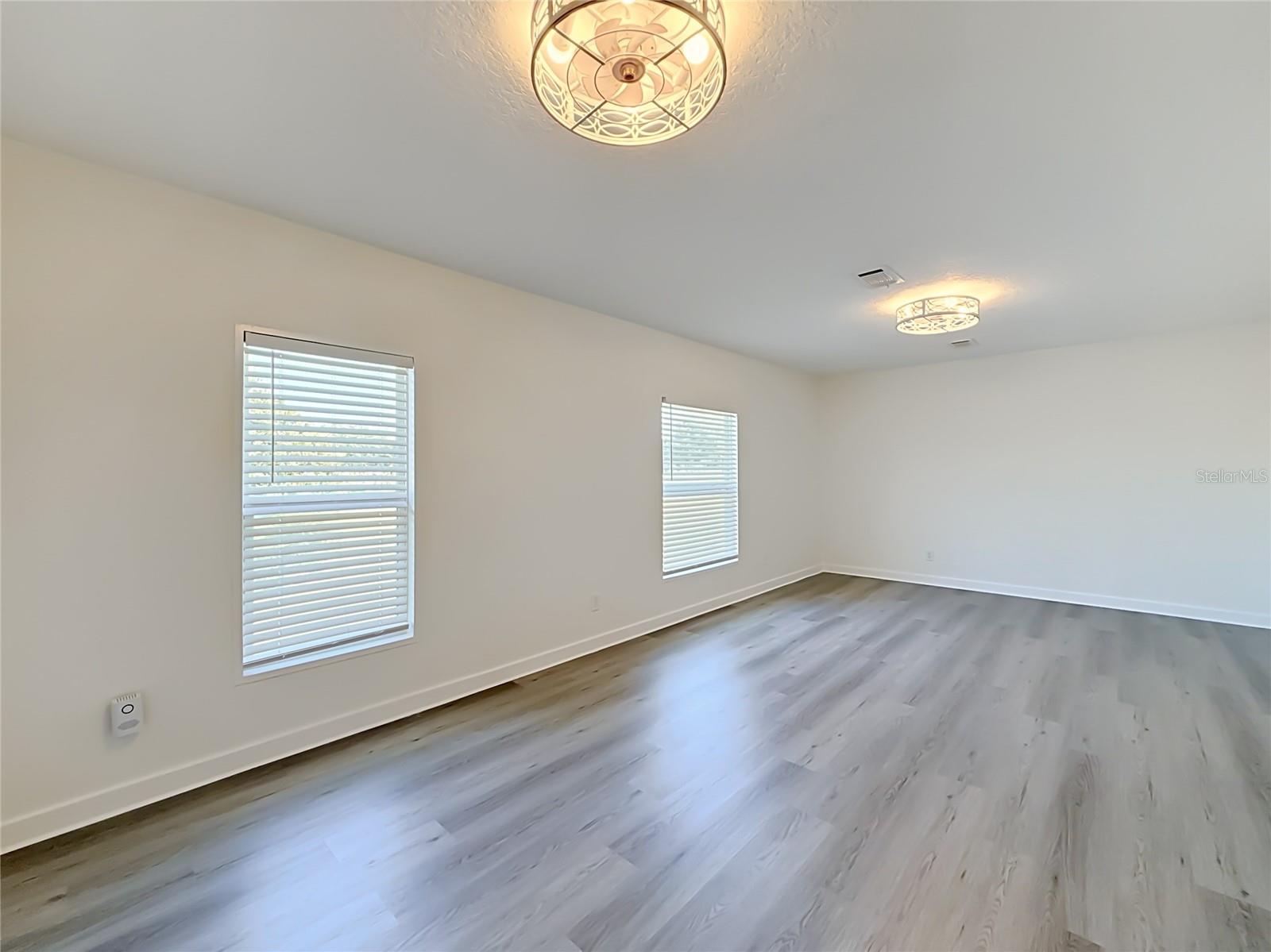 ASTATULA MEADOWS SUB - Residential