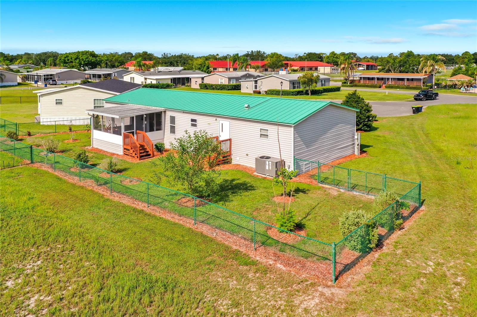 ASTATULA MEADOWS SUB - Residential