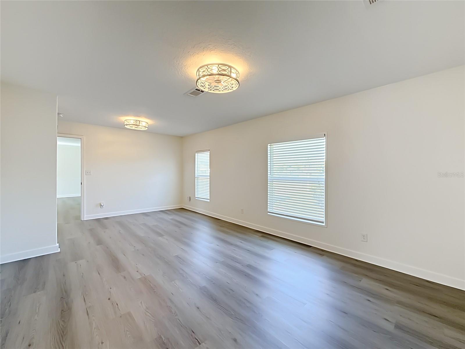 ASTATULA MEADOWS SUB - Residential
