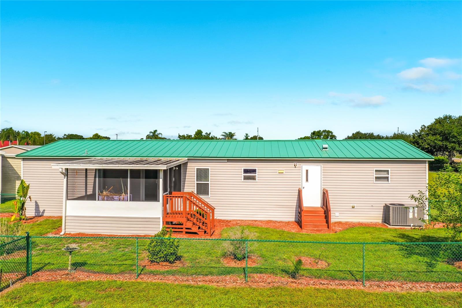 ASTATULA MEADOWS SUB - Residential