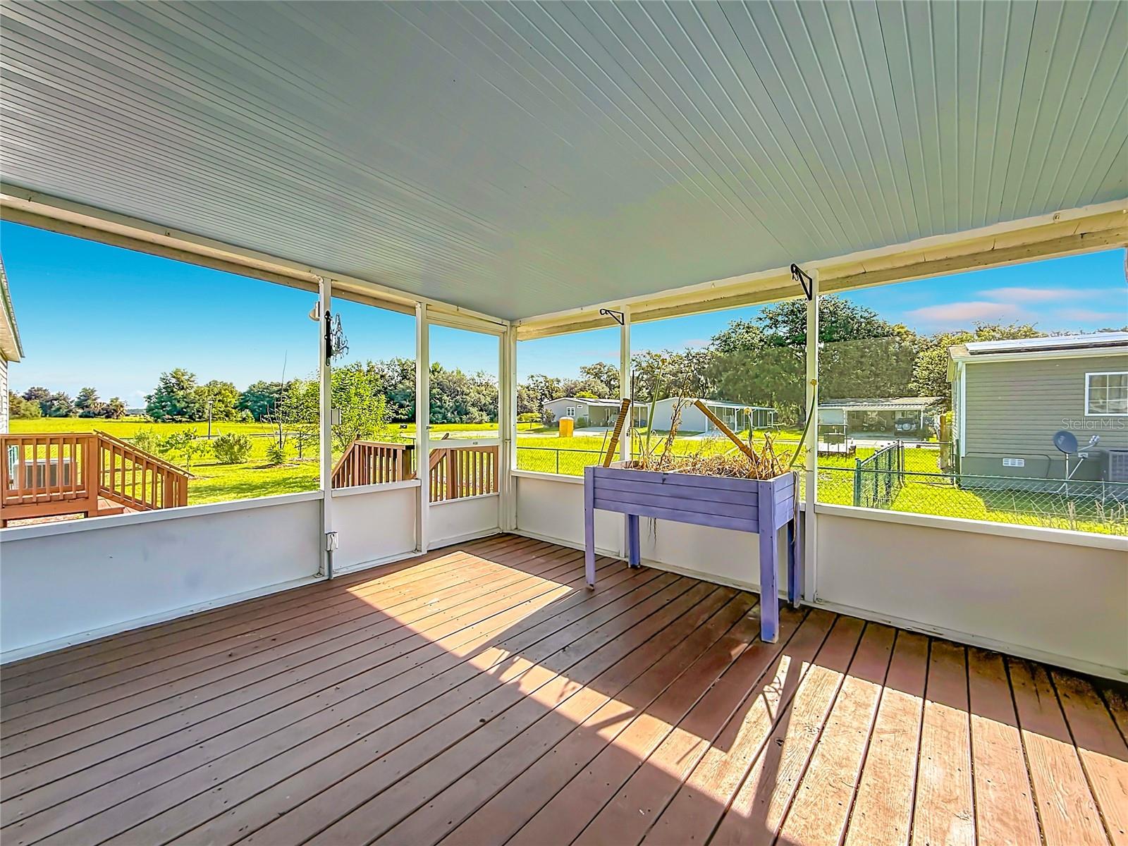 ASTATULA MEADOWS SUB - Residential
