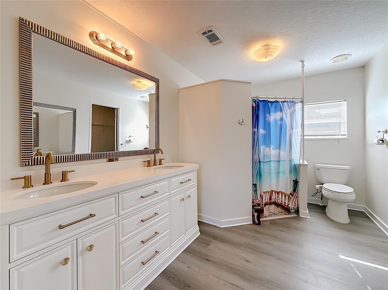 ASTATULA MEADOWS SUB - Residential