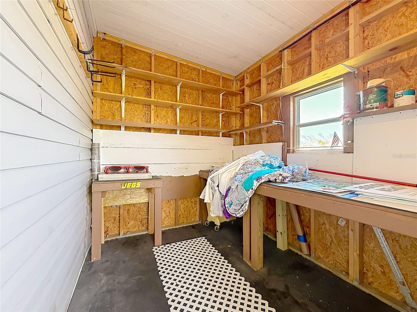 ASTATULA MEADOWS SUB - Residential