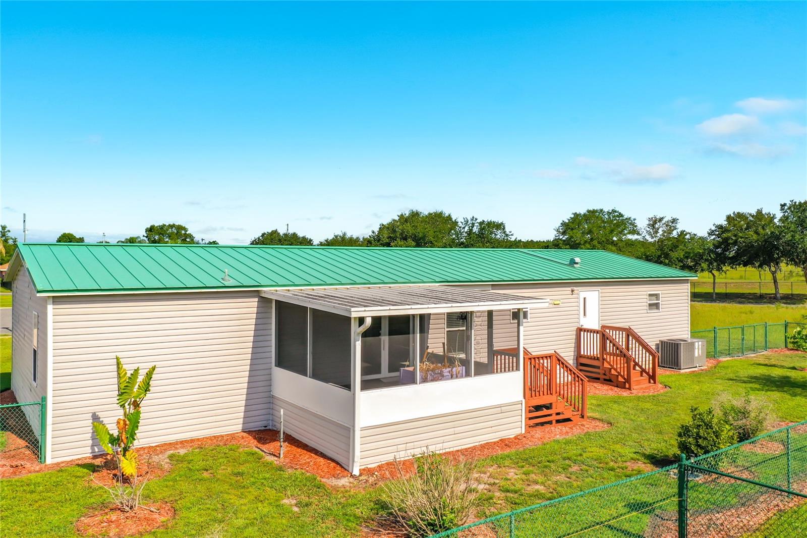 ASTATULA MEADOWS SUB - Residential