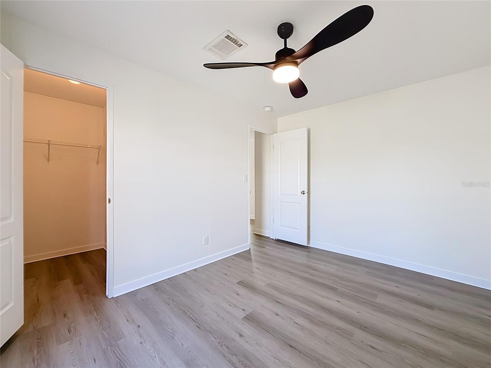ASTATULA MEADOWS SUB - Residential