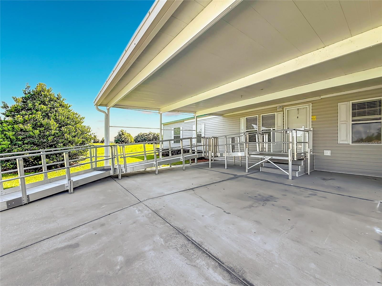 ASTATULA MEADOWS SUB - Residential