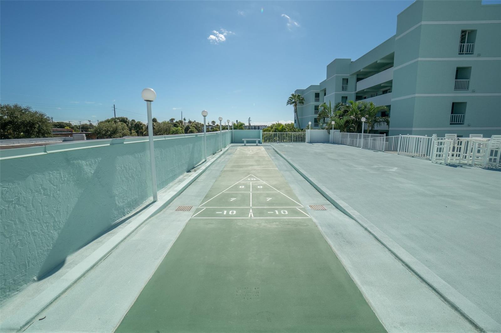 COMMODORE - Residential
