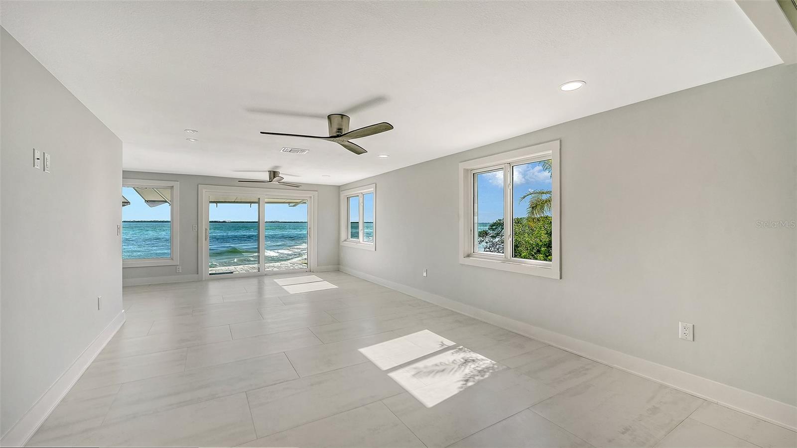 SPANISH MAIN YACHT CLUB CONDO - Residential