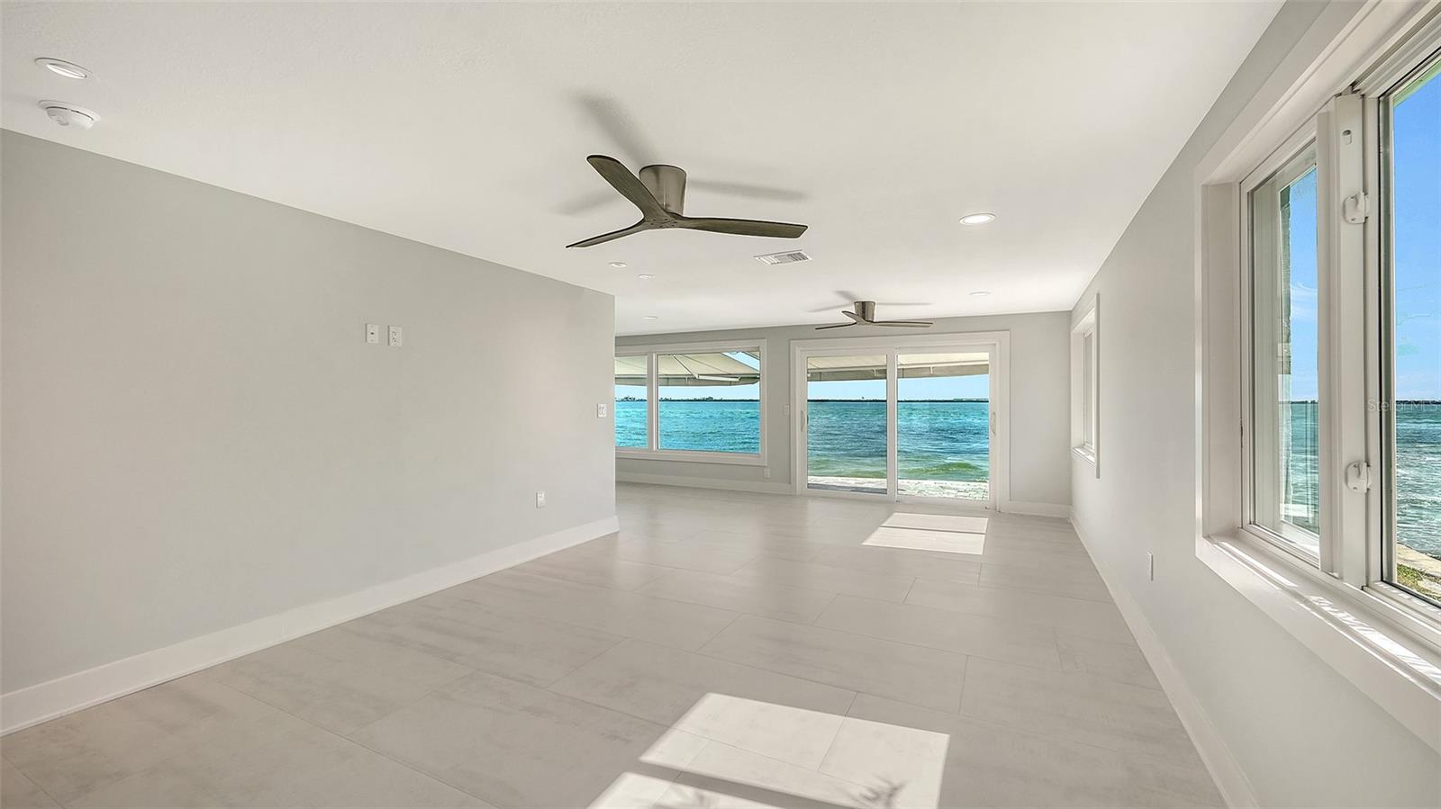 SPANISH MAIN YACHT CLUB CONDO - Residential