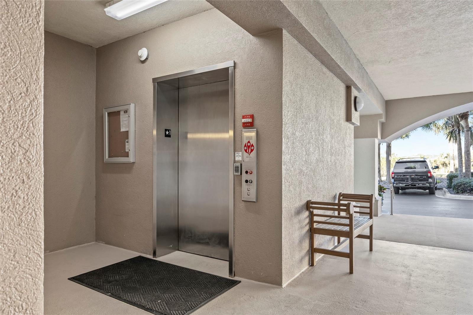 SURF CLUB BLDG I - Residential