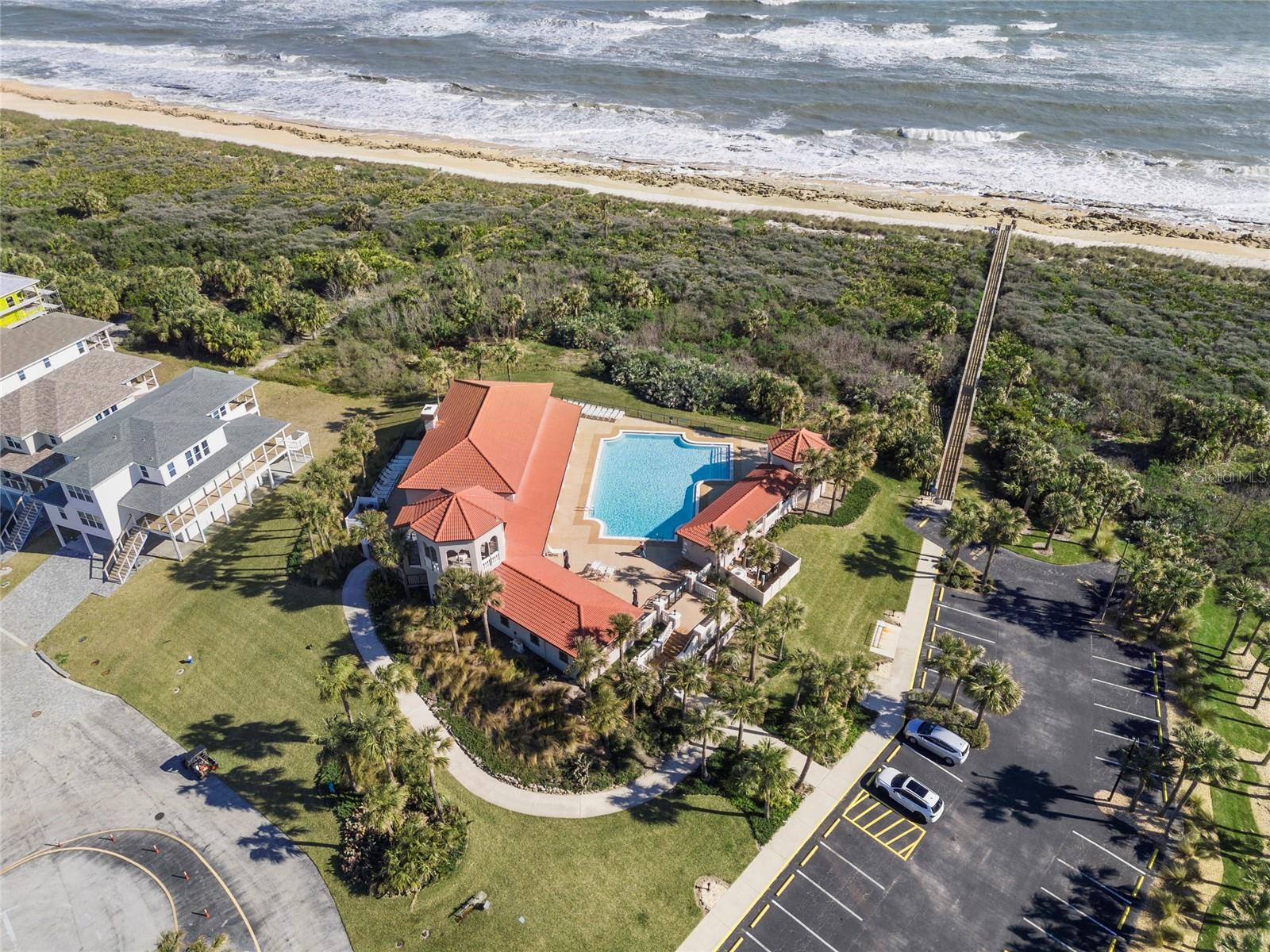 SURF CLUB BLDG I - Residential