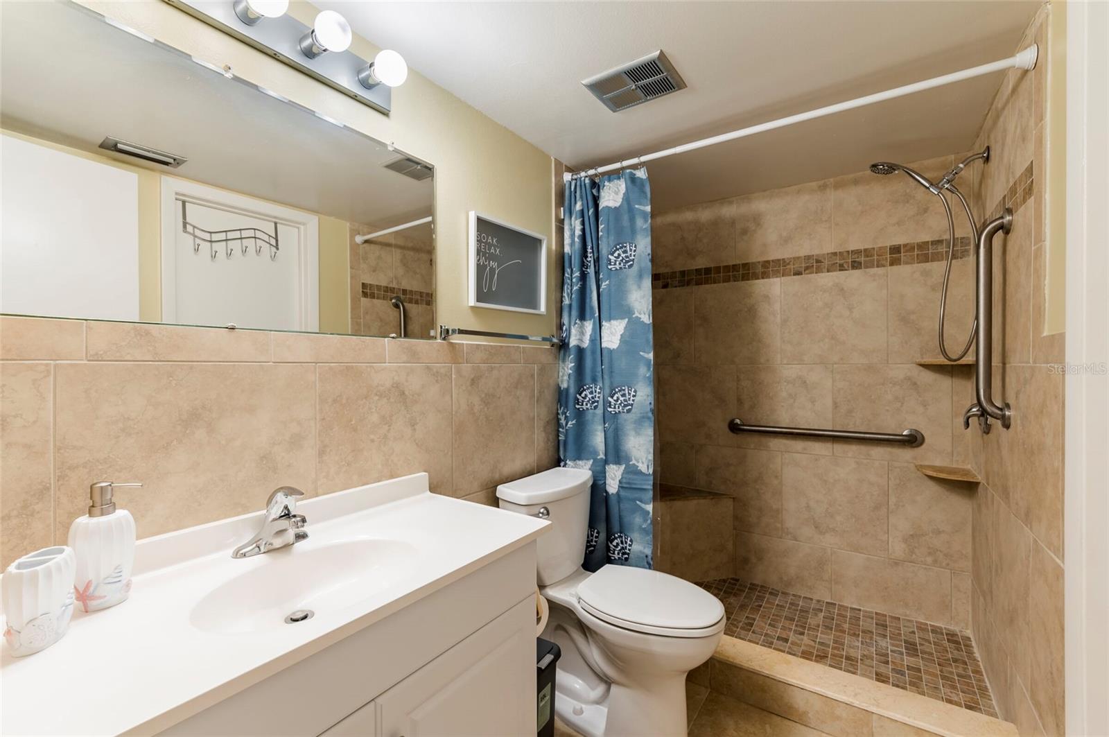 BEACH PLAZA CONDO - Residential