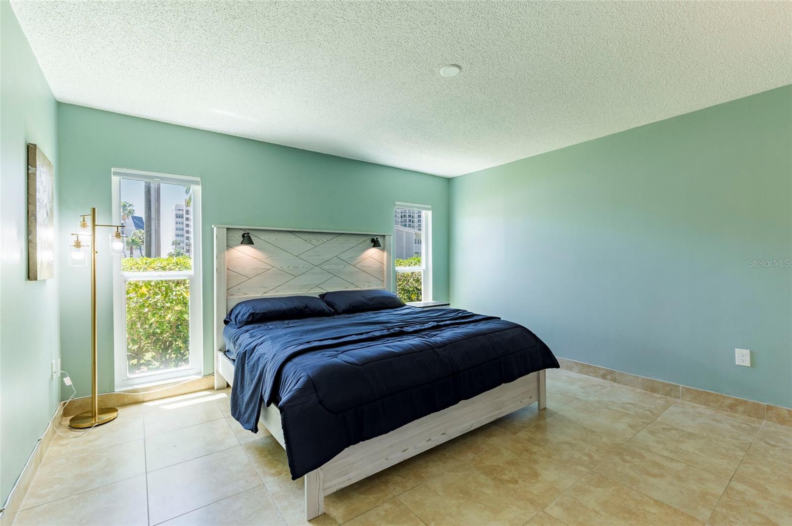 BEACH PLAZA CONDO - Residential