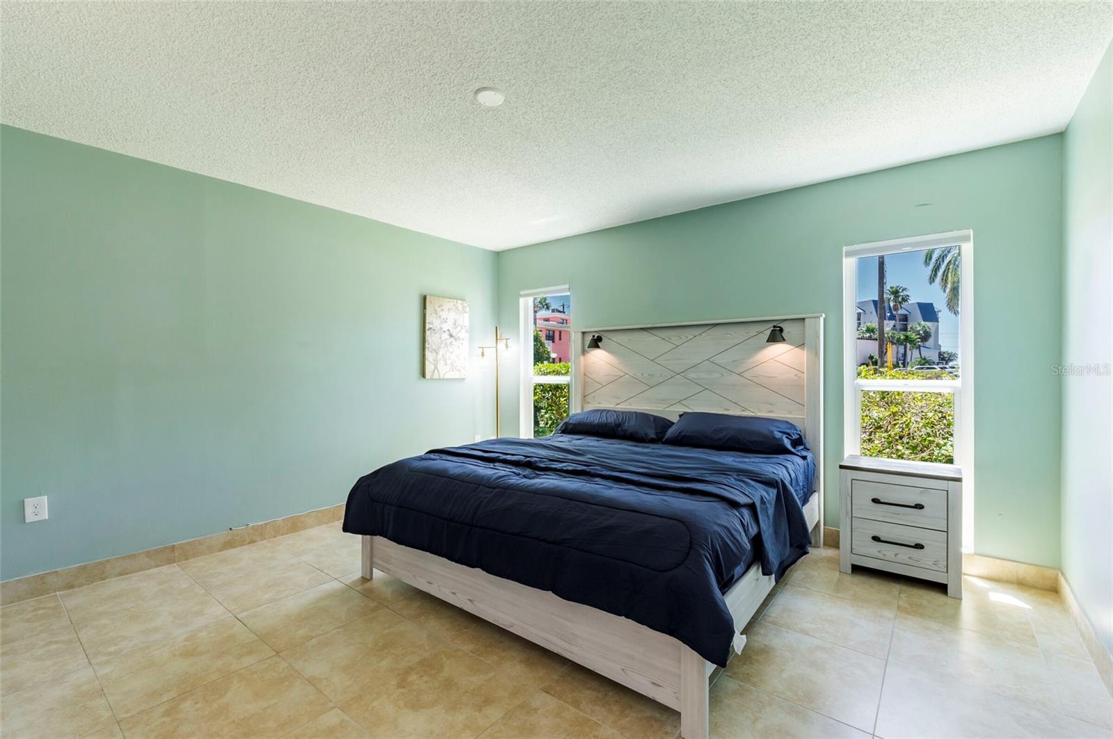 BEACH PLAZA CONDO - Residential