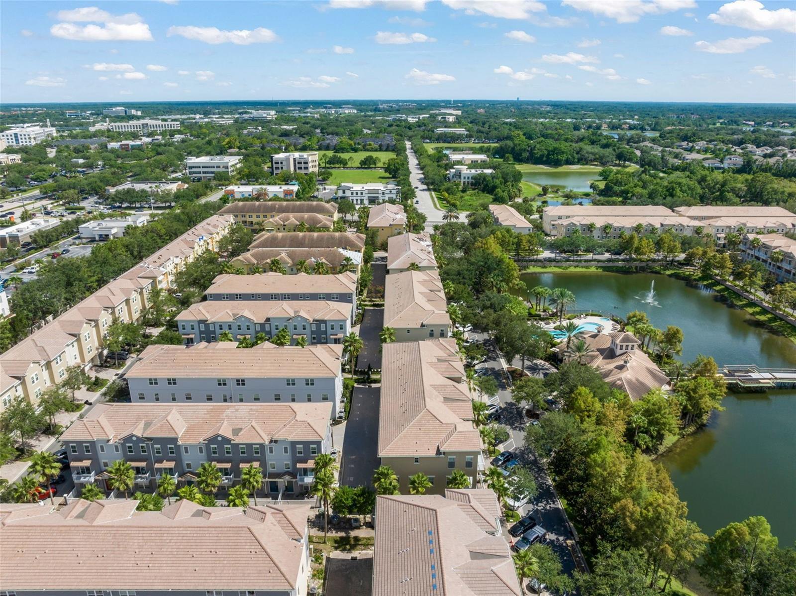 GRANDE OAKS AT HEATHROW - Residential