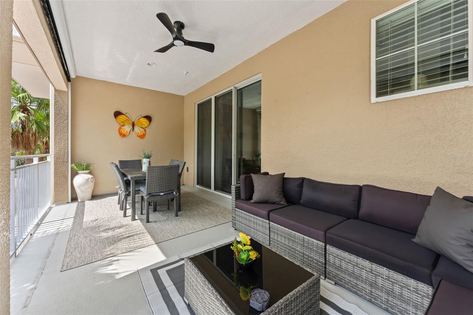 GRANDE OAKS AT HEATHROW - Residential
