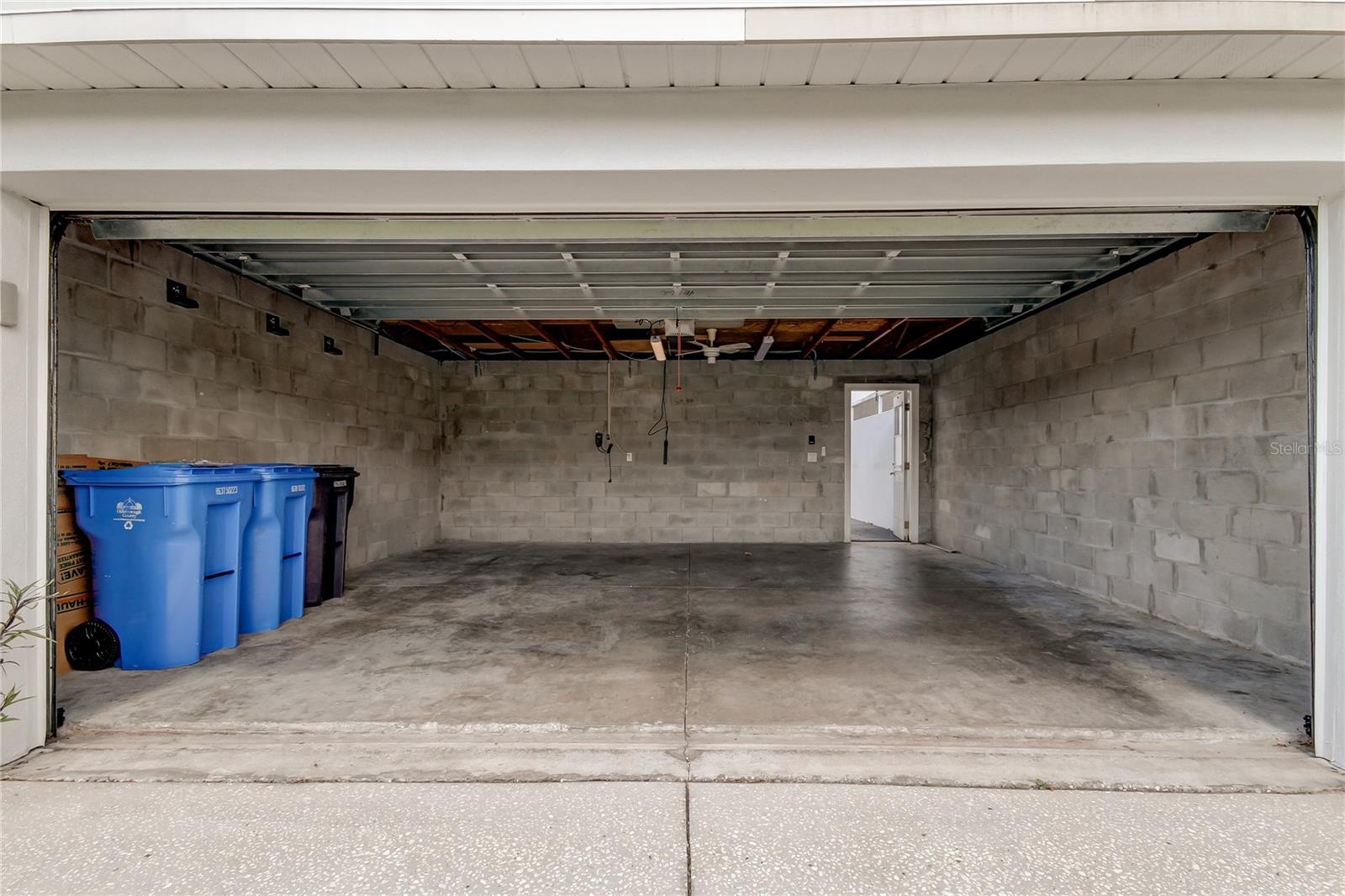 WESTCHASE SEC 324 TR C-5 - Residential Lease