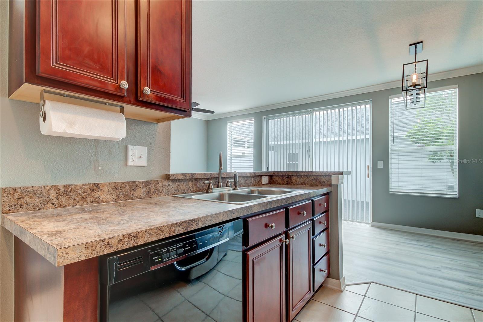 WESTCHASE SEC 324 TR C-5 - Residential Lease