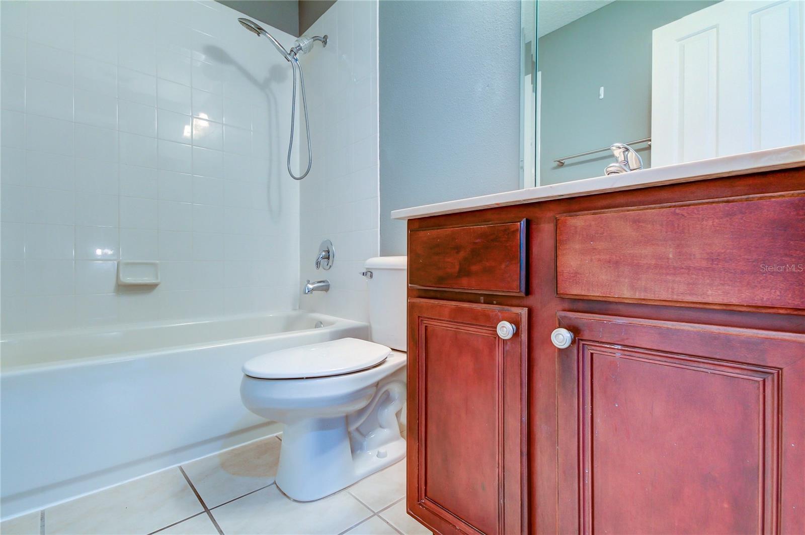 WESTCHASE SEC 324 TR C-5 - Residential Lease