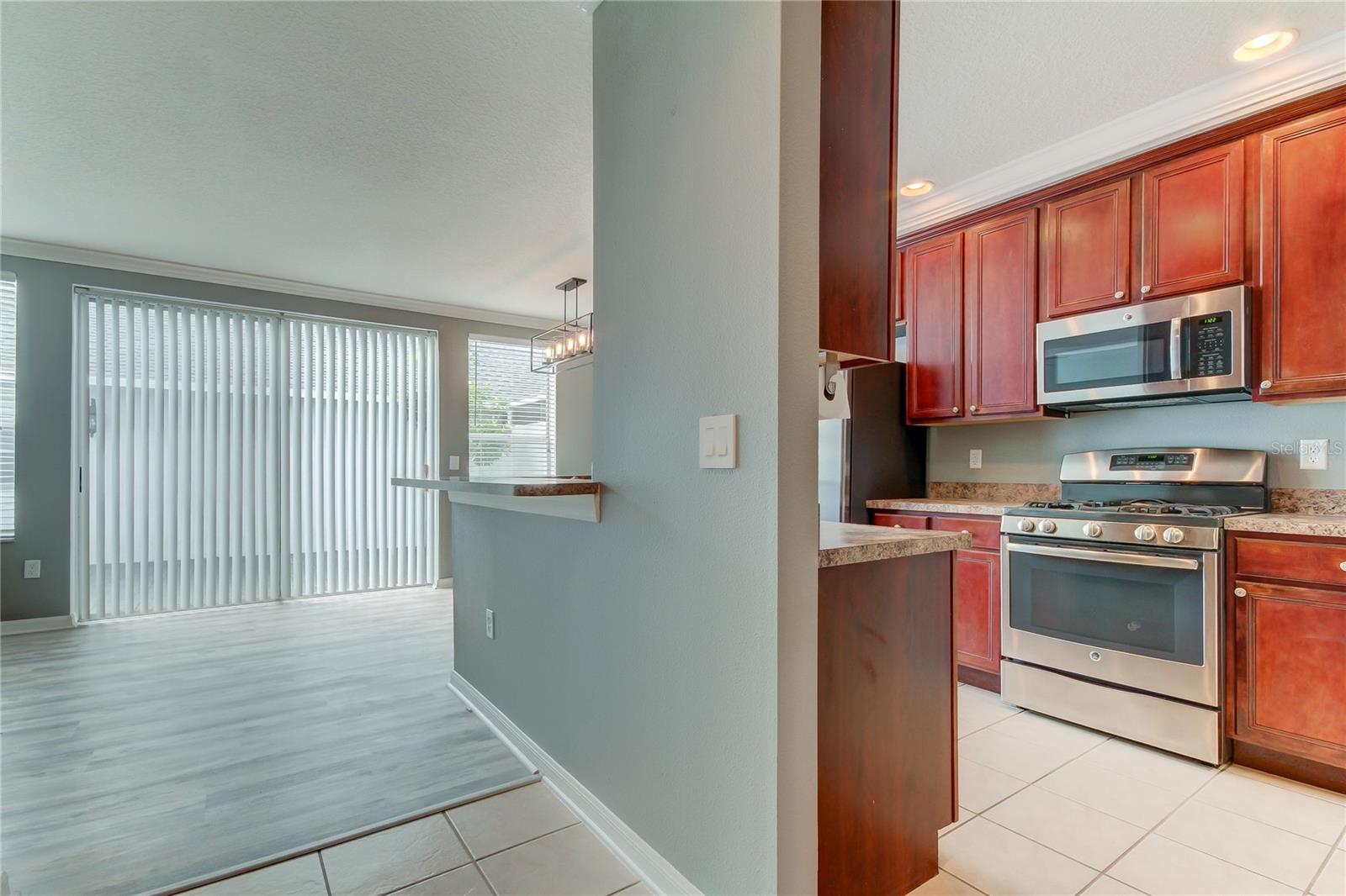 WESTCHASE SEC 324 TR C-5 - Residential Lease